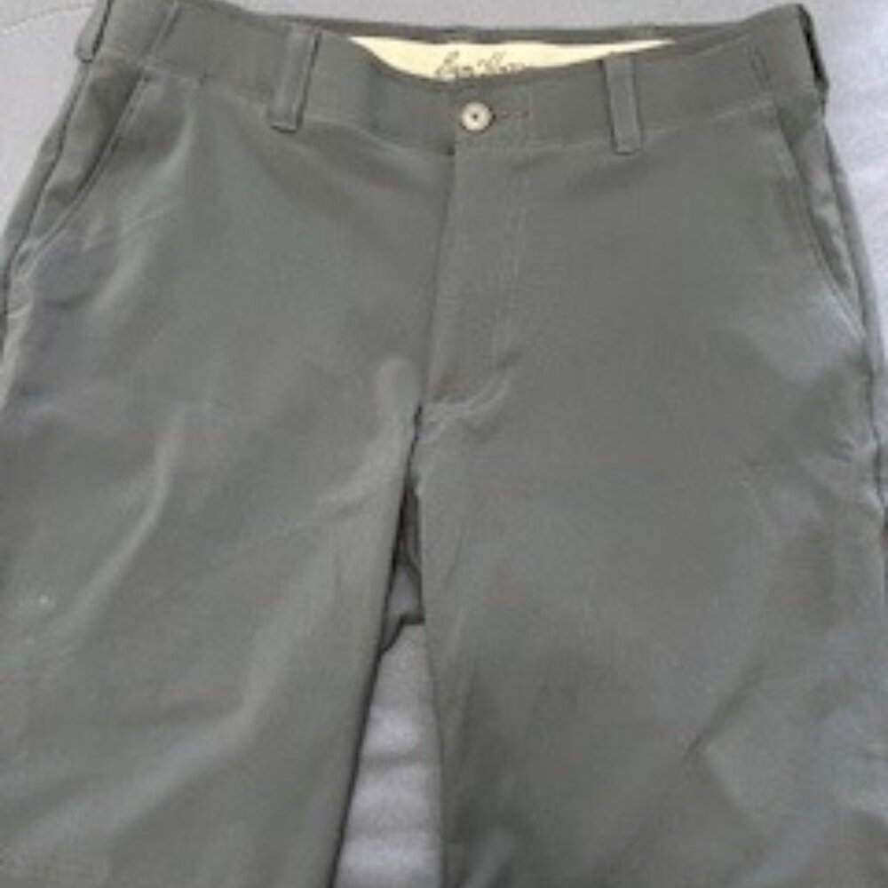Men's golf shorts